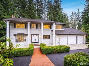 17811 7th Avenue W, Bothell WA 98012