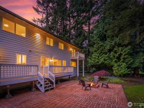 17811 7th Avenue W, Bothell WA 98012