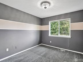 18870 108th Lane SE, Renton WA 98055