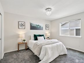 18870 108th Lane SE, Renton WA 98055