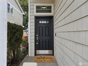 18870 108th Lane SE, Renton WA 98055
