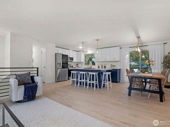 17414 Brook Boulevard, Bothell WA 98021