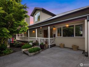 4712 SW Brace Point Dr, Seattle WA 98136
