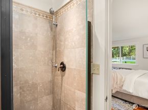 16 Bridlewood Circle, Kirkland WA 98033