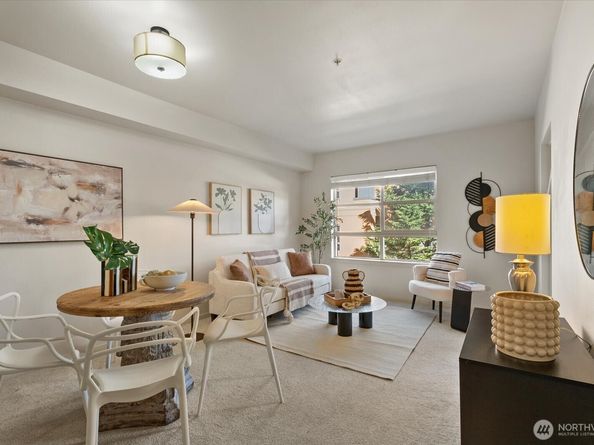 111 108th Avenue NE A312, Bellevue WA 98004
