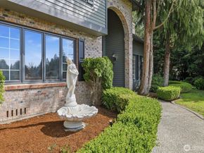 5920 228th Avenue NE, Redmond WA 98053