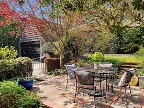 115 Dorffel Drive E, Seattle WA 98112