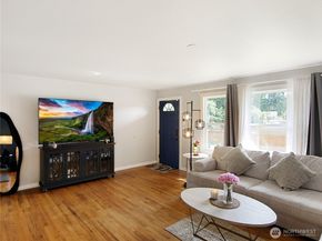 2802 S 304th Street, Federal Way WA 98003