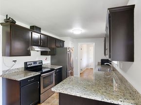 2802 S 304th Street, Federal Way WA 98003