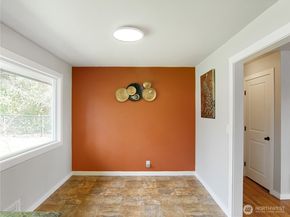 2802 S 304th Street, Federal Way WA 98003