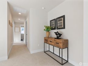 25 213th Place SW, Bothell WA 98021
