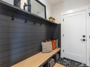 25 213th Place SW, Bothell WA 98021