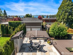 525 16th Avenue W, Kirkland WA 98033