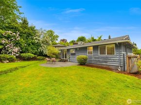 1315 102nd Avenue NE, Bellevue WA 98004