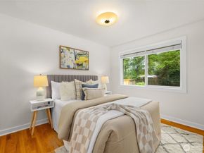 1315 102nd Avenue NE, Bellevue WA 98004