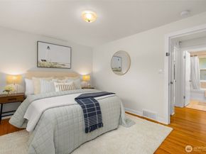 1315 102nd Avenue NE, Bellevue WA 98004