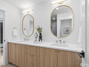 2014 Fairview Avenue E D, Seattle WA 98102