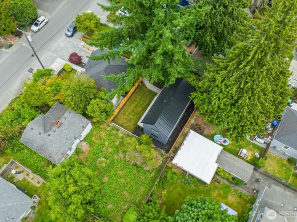 3539 NE 88th Street A, Seattle WA 98115