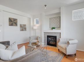 21262 40th Way S 32, SeaTac WA 98198