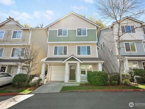 21262 40th Way S 32, SeaTac WA 98198