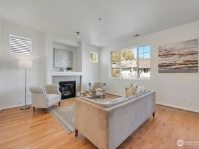 21262 40th Way S 32, SeaTac WA 98198