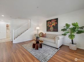 21262 40th Way S 32, SeaTac WA 98198