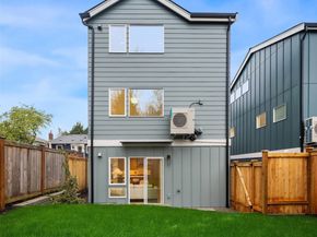 533 N 70th Street, Seattle WA 98103