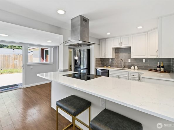 23108 50th Avenue W, Mountlake Terrace WA 98043