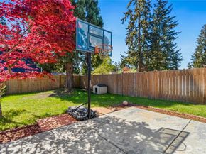 23108 50th Avenue W, Mountlake Terrace WA 98043