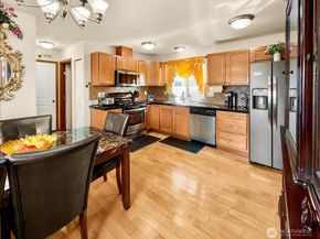 10050 19th Avenue SW, Seattle WA 98146