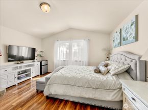 10050 19th Avenue SW, Seattle WA 98146