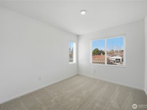 9811 31st Avenue SE B1, Everett WA 98208