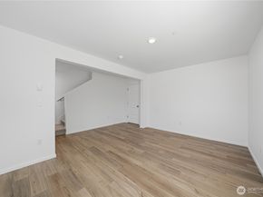 9811 31st Avenue SE B1, Everett WA 98208