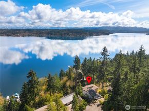 936 170th Place SE, Bellevue WA 98008