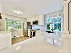 13010 102nd Lane NE 1, Kirkland WA 98034