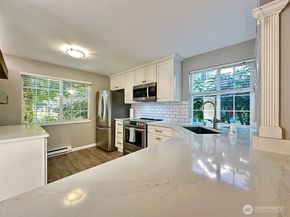 13010 102nd Lane NE 1, Kirkland WA 98034