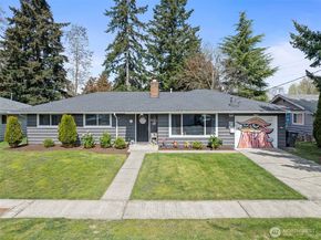 1011 9th St NE, Auburn WA 98002