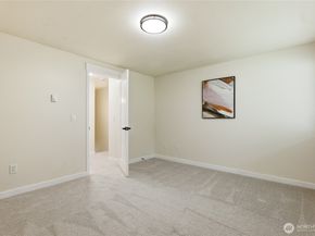 1220 N 137th Street Unit 5, Seattle WA 98133