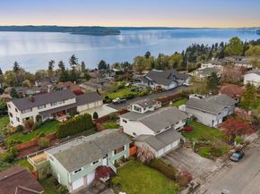 27525 12th Place S, Des Moines WA 98198
