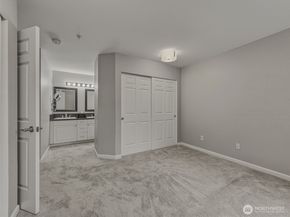 18501 SE Newport Way H136, Issaquah WA 98027