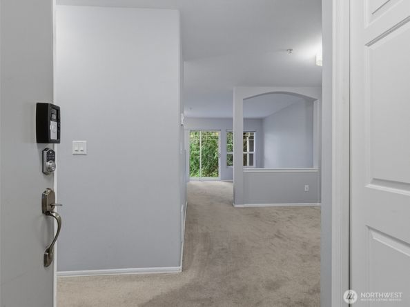 18501 SE Newport Way H136, Issaquah WA 98027