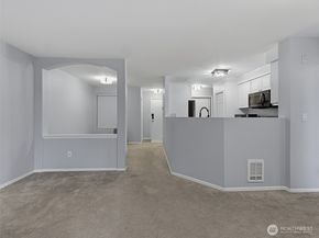 18501 SE Newport Way H136, Issaquah WA 98027