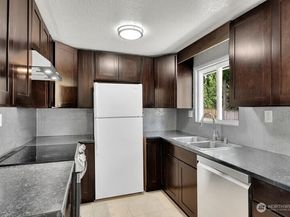 3214 95th Drive SE, Lake Stevens WA 98258