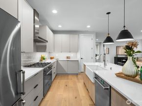 19557 15th Avenue NW, Shoreline WA 98177