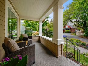6703 17th Avenue NW, Seattle WA 98117