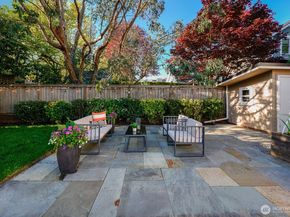 6703 17th Avenue NW, Seattle WA 98117