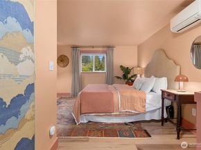 15335 Sunrise Drive NE, Bainbridge Island WA 98110