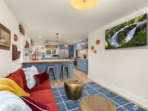 15335 Sunrise Drive NE, Bainbridge Island WA 98110