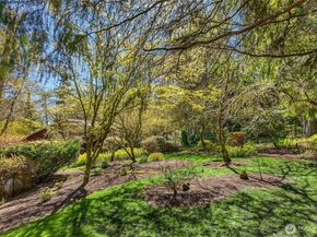 15335 Sunrise Drive NE, Bainbridge Island WA 98110