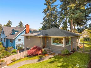 3016 50th Avenue SW, Seattle WA 98116